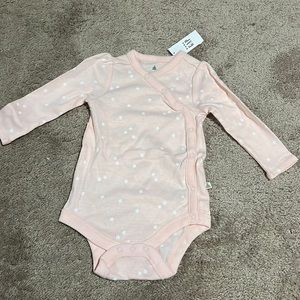 New baby Gap onesie